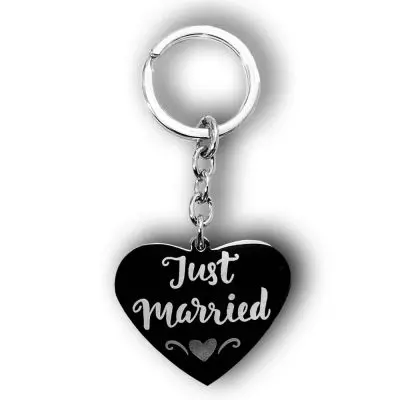 Just Married Keychain M2