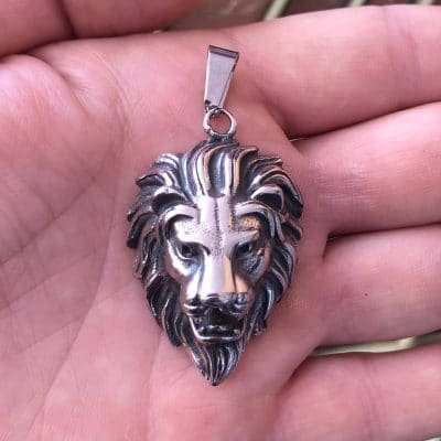 Lion Pendant Gifts